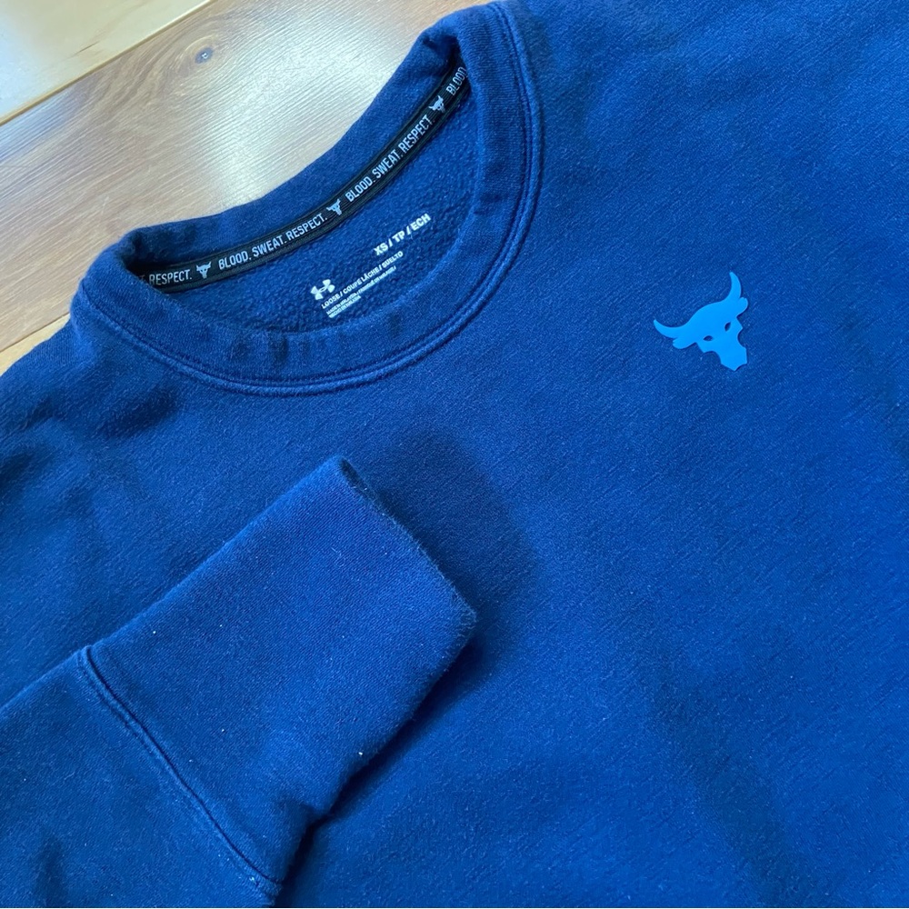 Under Armour Project Rock Cropped Sweatshirt Womens XS Blue Crew Neck